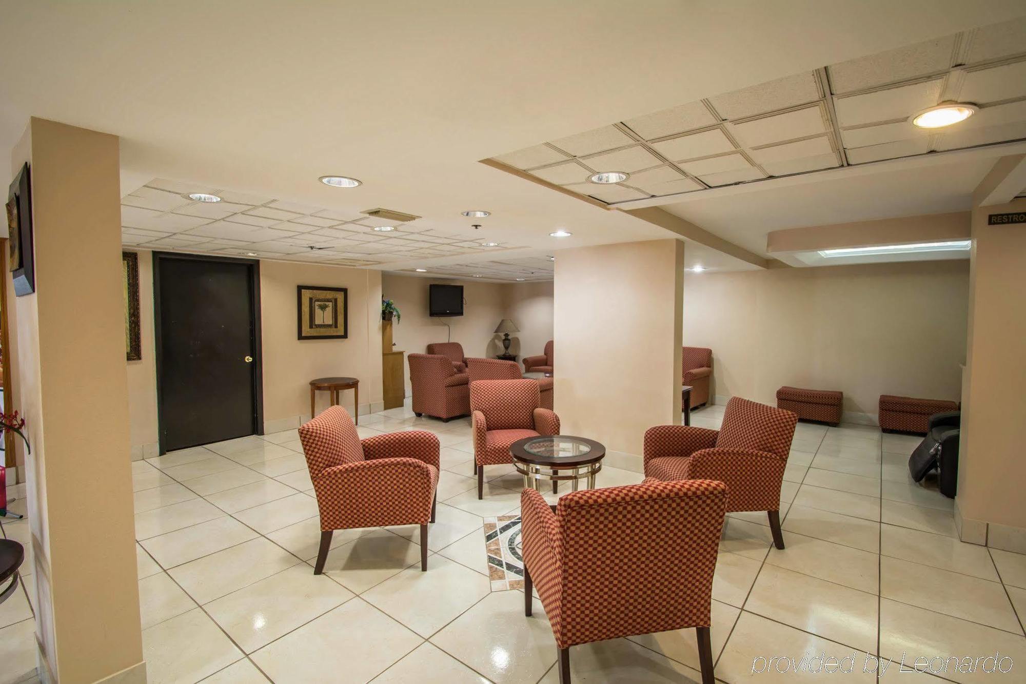 Quality Inn & Suites Orlando Airport Ngoại thất bức ảnh