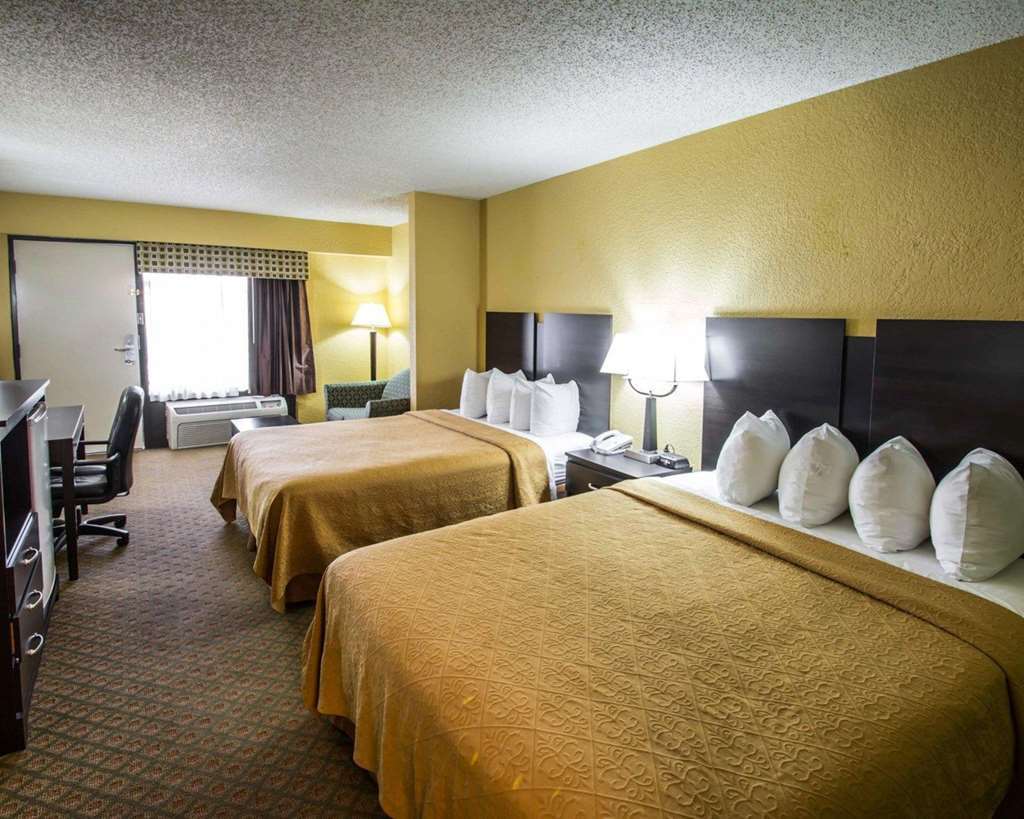 Quality Inn & Suites Orlando Airport Phòng bức ảnh
