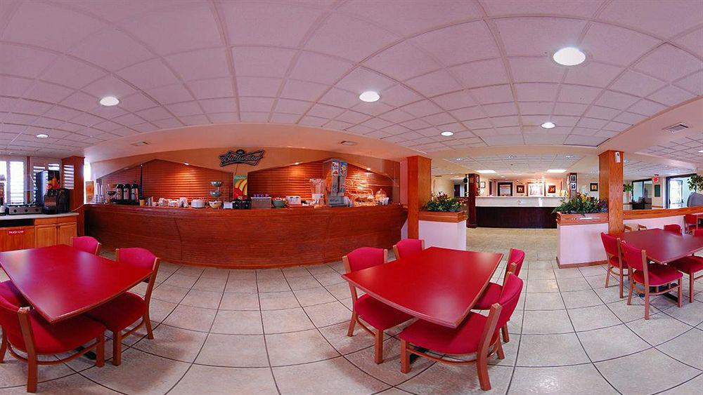 Quality Inn & Suites Orlando Airport Ngoại thất bức ảnh